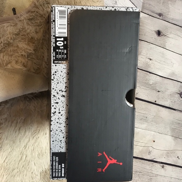 Deadstock☠️☠️ Jordan Retro 5 size 10.5 never worn - Picture 7 of 8